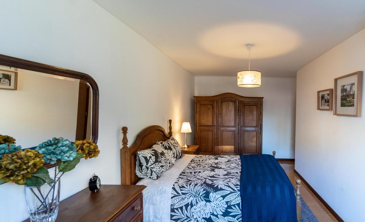 Cozy 3 Room Apartment In Penafiel Centre Exteriör bild