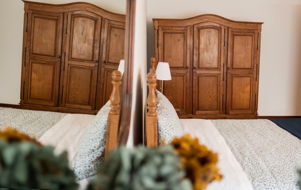 Cozy 3 Room Apartment In Penafiel Centre Exteriör bild